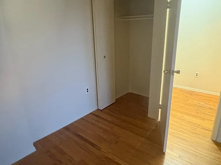 1974 51st St #3C — Photo 6