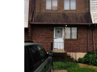 1704 Staub St, Philadelphia, PA 19140