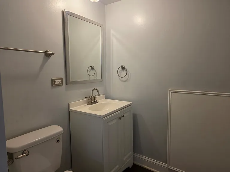 1719 W Lexington Dr — Photo 6