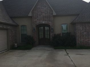 111 Edgewood Dr, Frierson, LA 71027