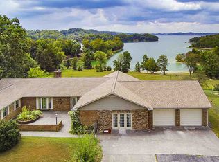 1769 Chestnut Hill Rd, Dandridge, TN 37725