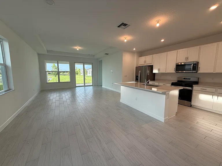 9563 SW Indra Way — Photo 6