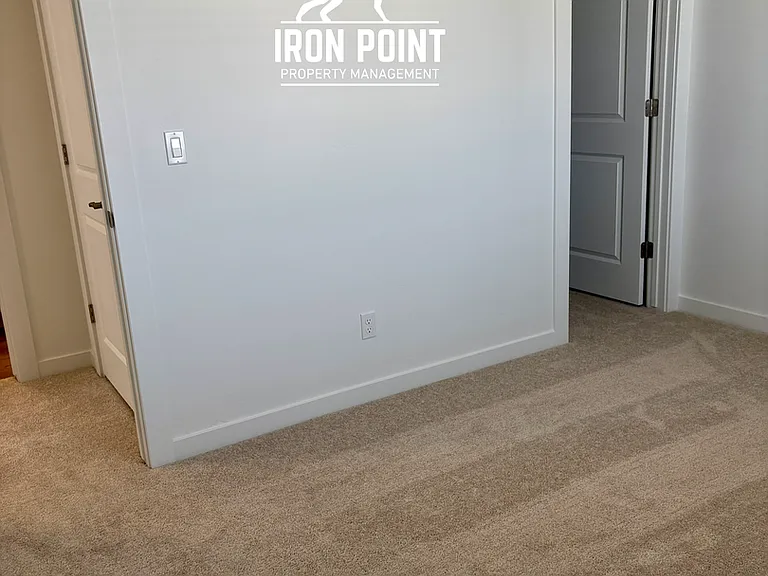 8271 W White Willow St — Photo 23