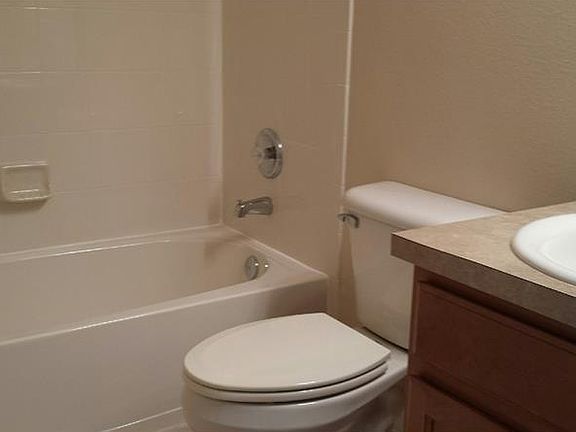 5th image of 441 Black Knight Way