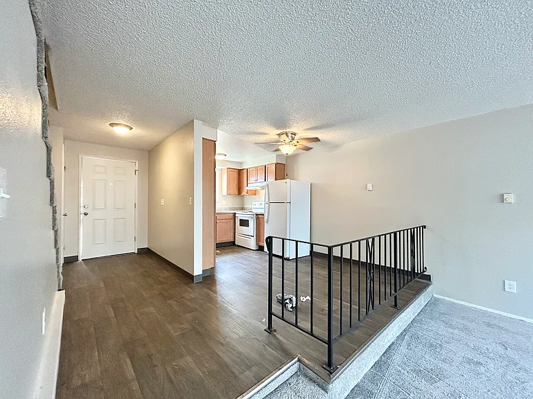 Canby Gardens Townhomes — Photo 9