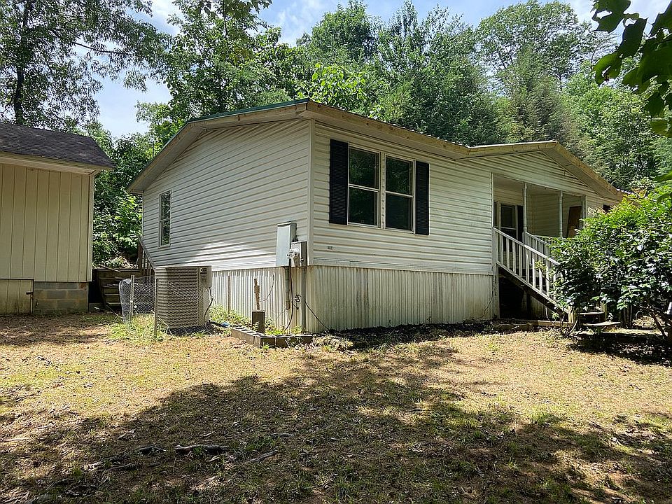 1st image of 65 Hickory Nut Dr