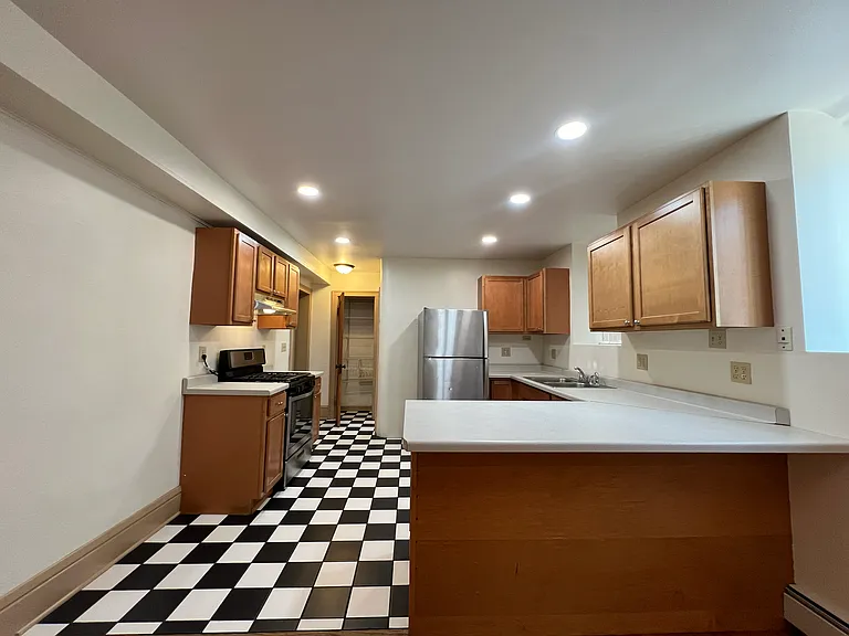 3757 Harriet Ave #8 — Photo 6