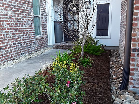 4th image of 208 Ardenwood Dr