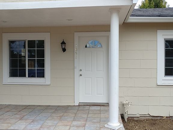 3rd image of 1051 Boranda Ave #1