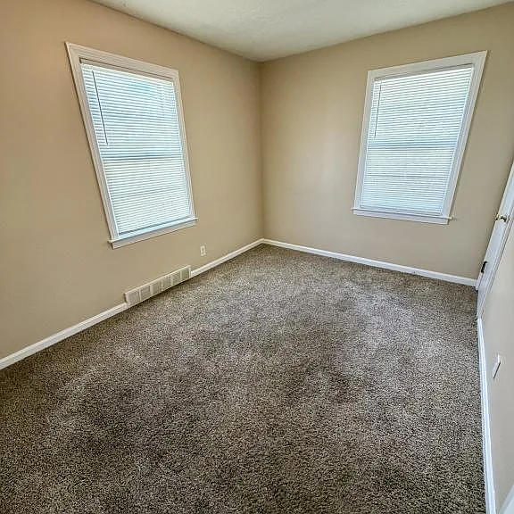 26 Meadowbrook Ave — Photo 5