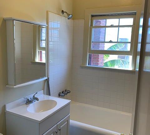 3rd image of 337 W Elk Ave APT 12