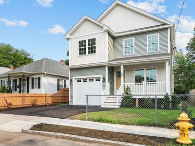 33 Riverview Ave, Pawtucket, RI, 02860