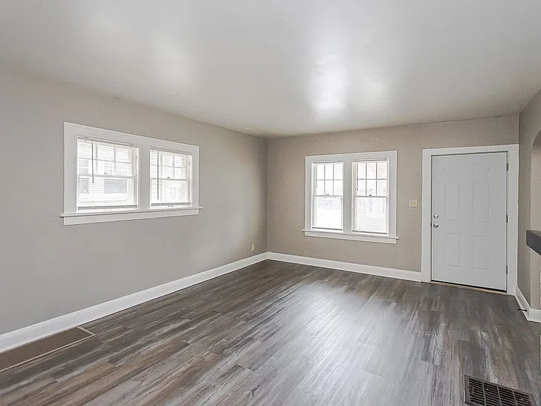 3662 Revere Dr — Photo 6