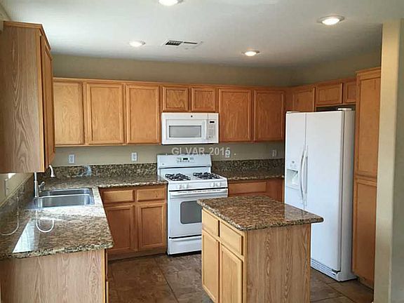 4th image of 5073 Pine Mountain Ave