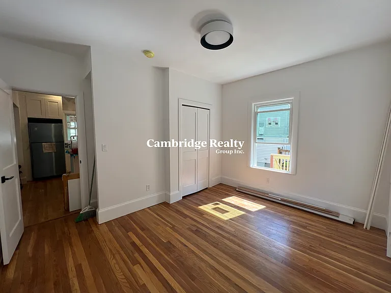 55 Lowell St #1T — Photo 9
