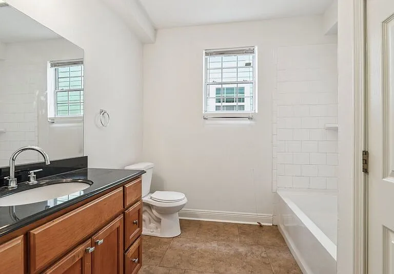 407 N Tonti St #407 — Photo 8