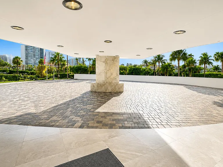 3700 E Galt Ocean Dr #1701 — Photo 30
