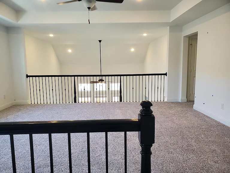 1513 Hamlisch Ave — Photo 21