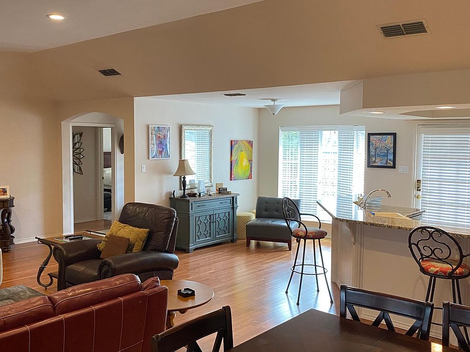 1st image of 3438 Sequoia Cir