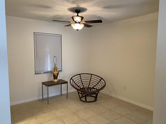 4th image of 6101 Palm Dr