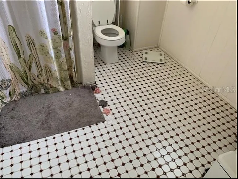 135 N Clara Ave #1/2 — Photo 6