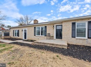 1616 Bollinger Rd, Westminster, MD 21157