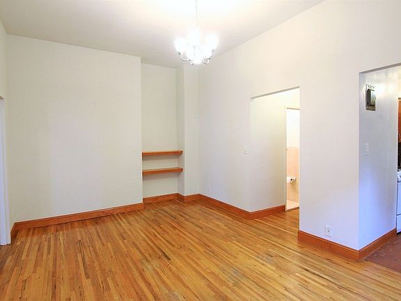 4th image of 305 W 92nd St #5F