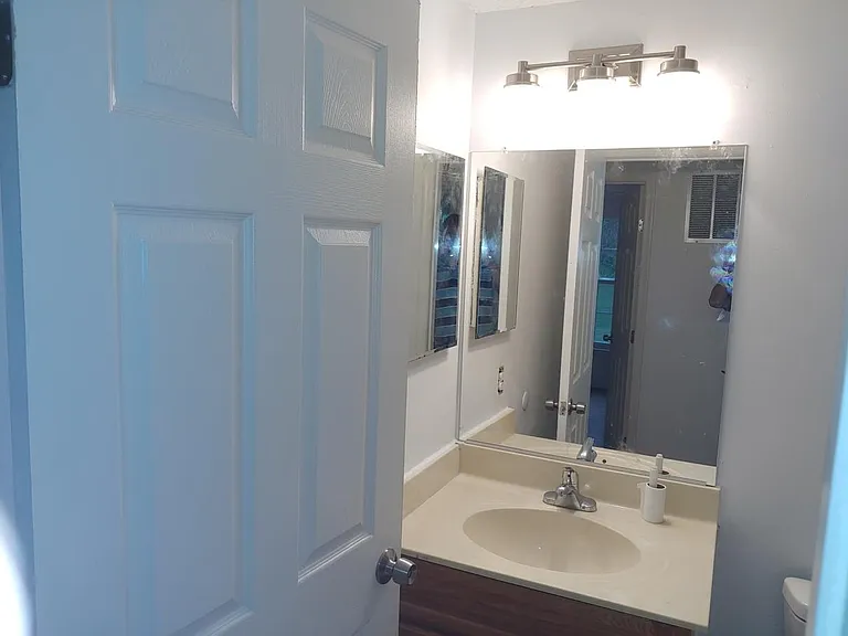 8915 Oxley Forest Ct — Photo 13