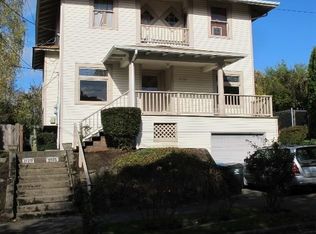 3135 NE Couch St, Portland, OR 97232