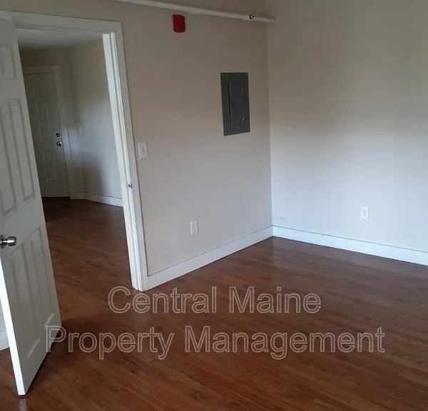 520 Hancock St #10 — Photo 1