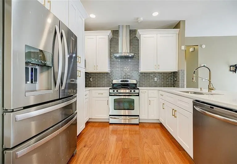 715 Ullswater Cv — Photo 8
