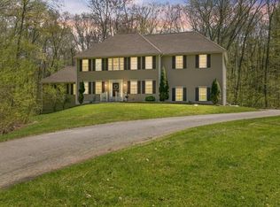 7 1/2 Parsonage Hill Rd, Haverhill, MA 01832
