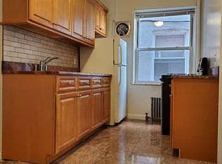 32-77 43rd St #1, Astoria, NY 11103