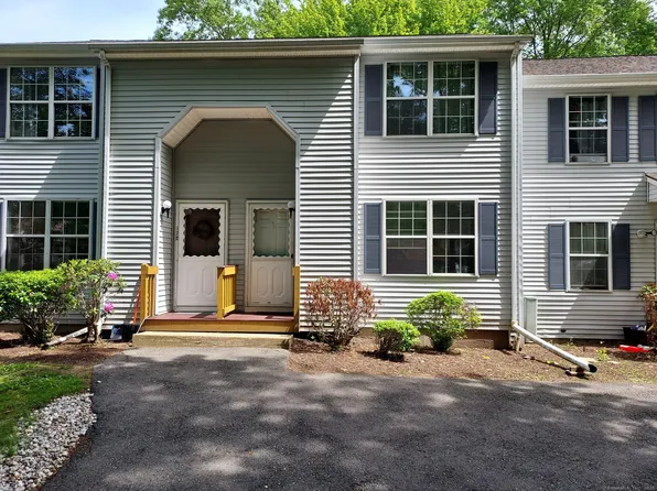 745 Merrow Road APT 171, Coventry, CT 06238