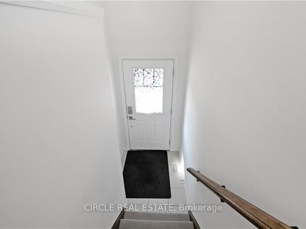 4 Could Ln, Hamilton, ON L9G 0H2