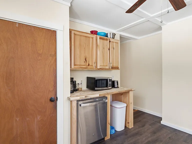 51 Pollard Rd — Photo 4