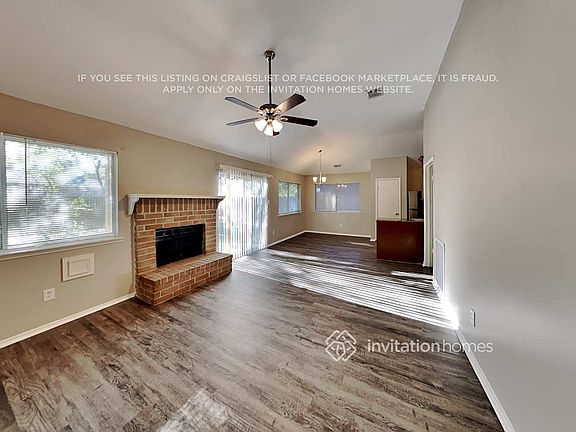 4th image of 4930 Vancouver Blvd