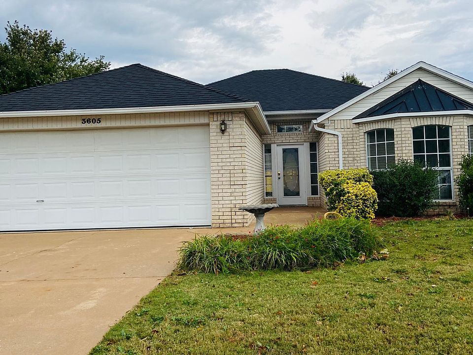 1st image of 3605 W Margaret Pl
