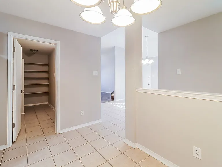 1201 Gray Dawn Dr — Photo 7