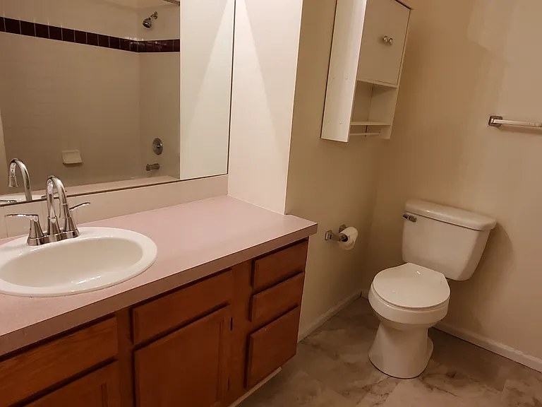 6612 Avondale Rd #1C — Photo 10