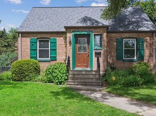 4202 Harding Rd, Kenosha, WI 53142