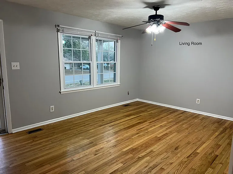 6606 Bonnie Bell Ln — Photo 7