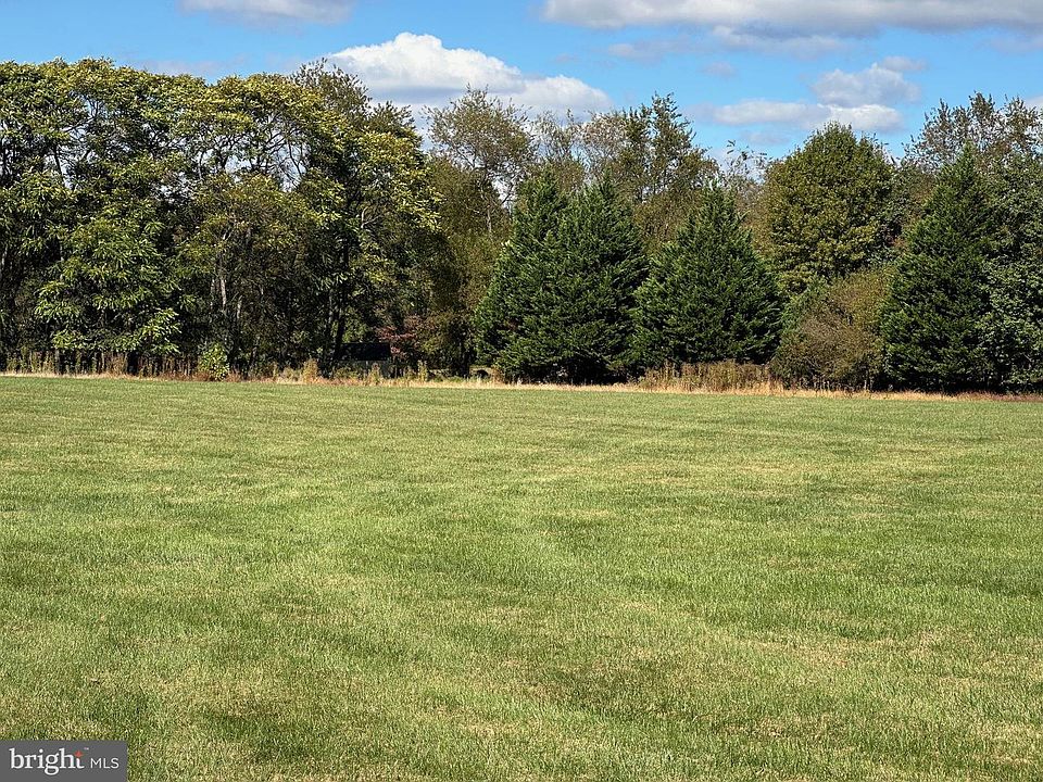 1st image of 22124 Goshen School Rd