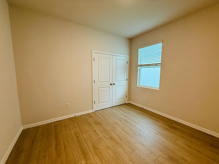 11937 Kingsley Trl — Photo 30