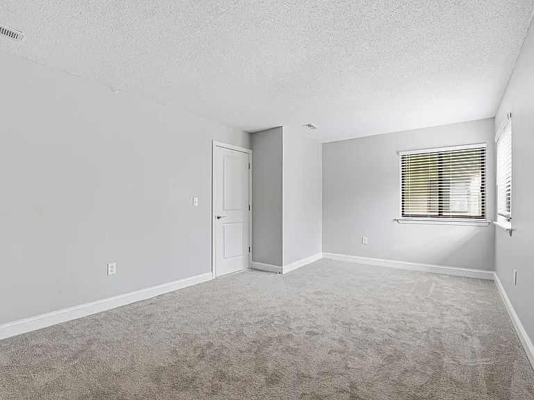 The Residences at Buttonwood — Photo 24