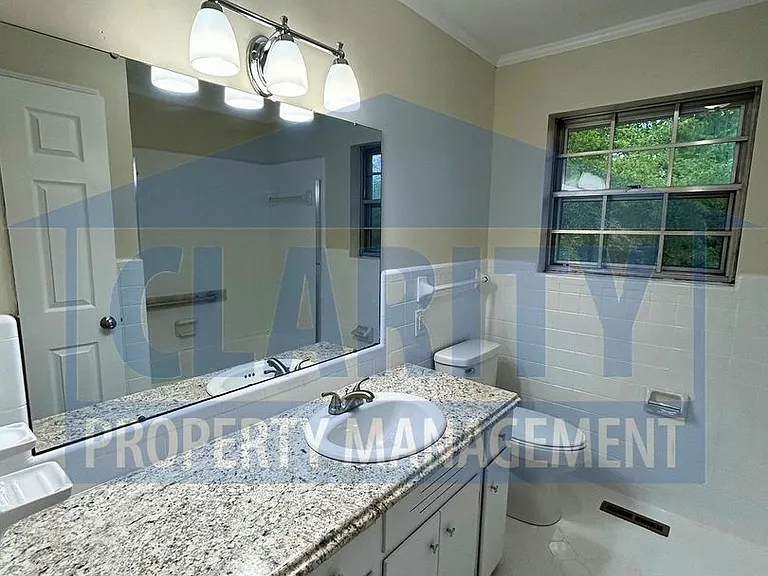 809 Dockery Ln SE — Photo 15
