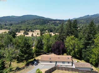 99851 Mount Emily Rd, Brookings, OR 97415