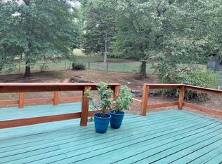 10703 Thunder Rd, Fayetteville, AR 72701