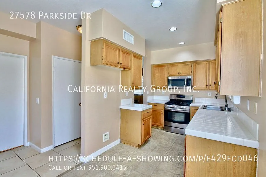 3 bed, 2.5 bath, 1471 sqft, $3,000 — Photo 4