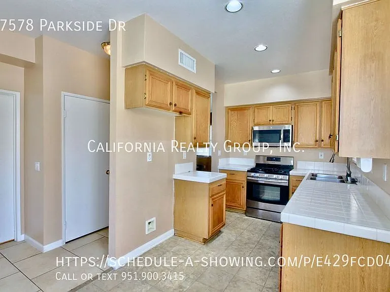 27578 Parkside Dr — Photo 4
